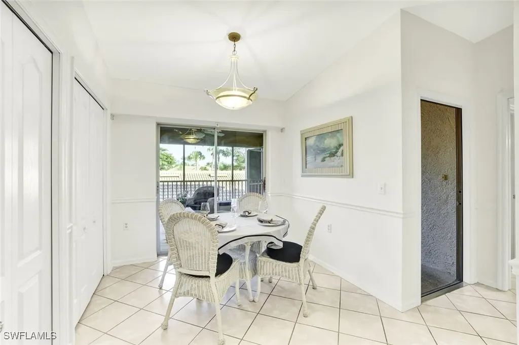 3715 Buttonwood Way Naples FL 34112