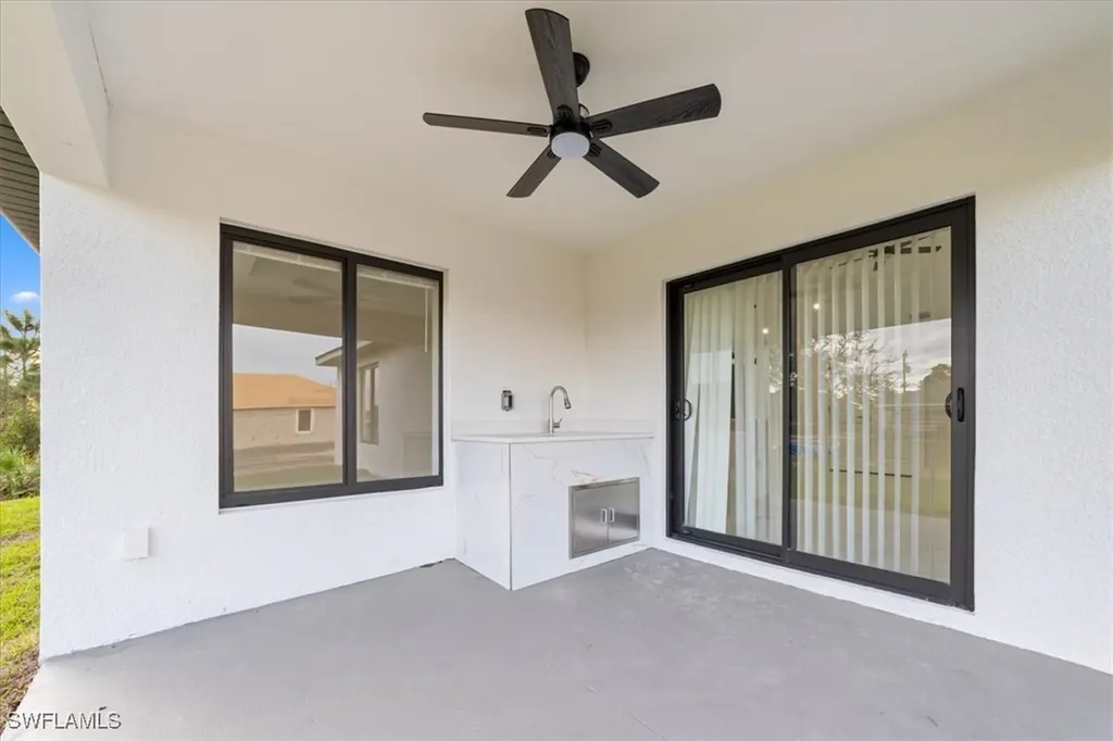 2619 23rd Street SW Lehigh Acres FL 33976