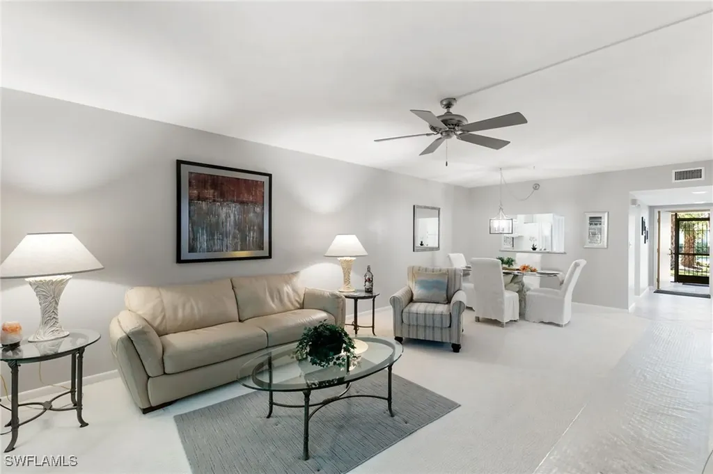 1828 Kings Lake Boulevard Naples FL 34112