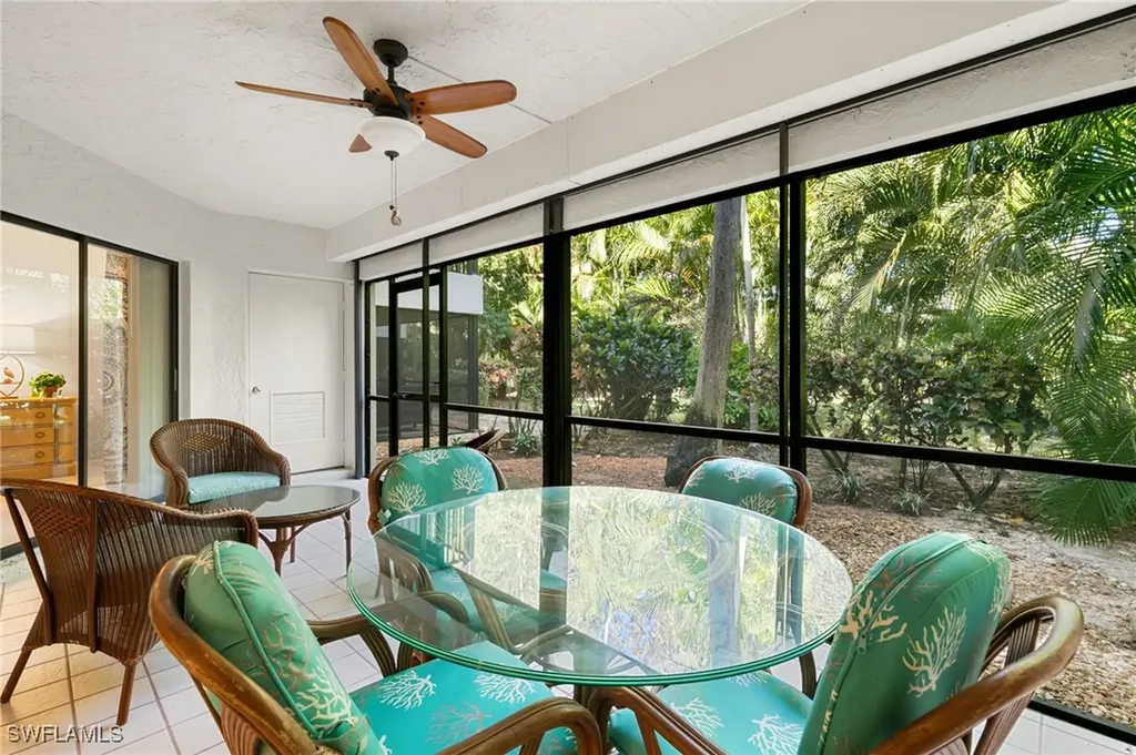 1828 Kings Lake Boulevard Naples FL 34112