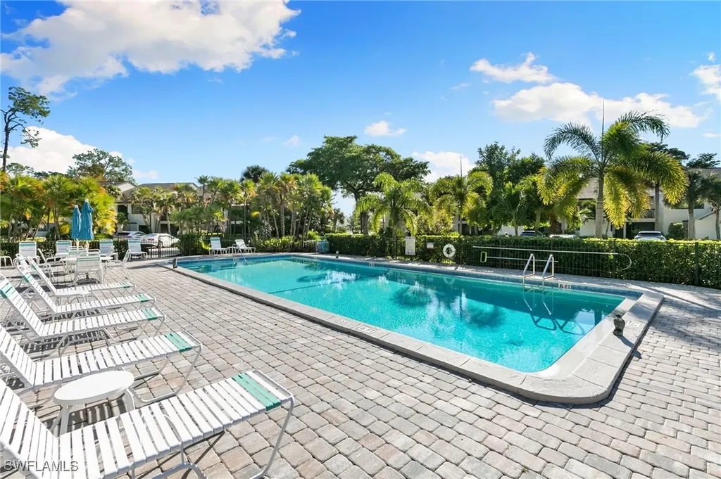 1828 Kings Lake Boulevard Naples FL 34112