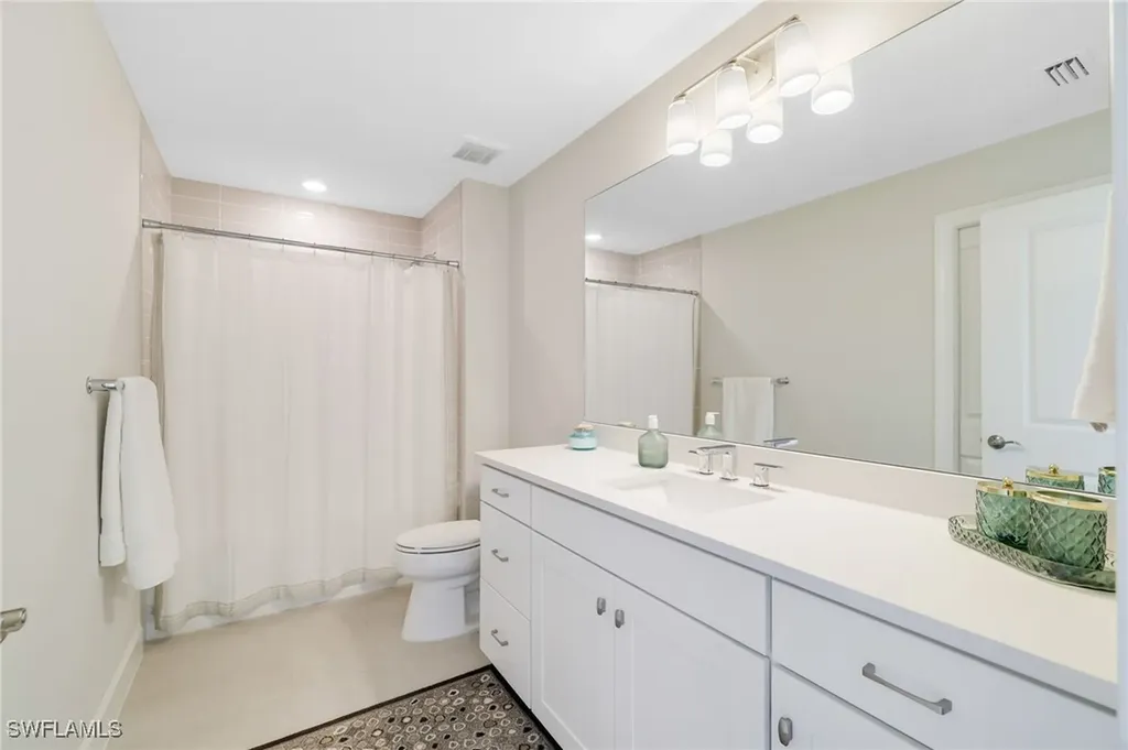 19381 Aqua Shore Drive Fort Myers FL 33913