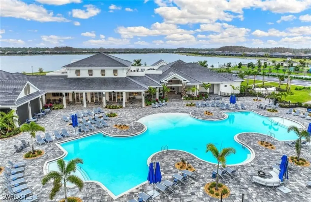 19381 Aqua Shore Drive Fort Myers FL 33913