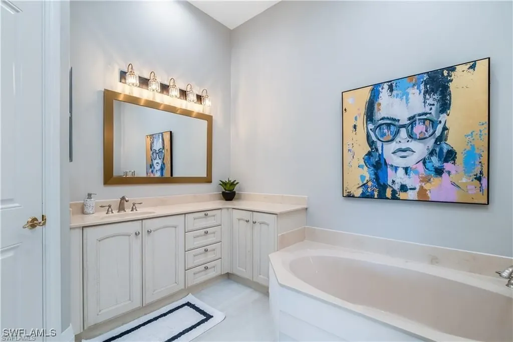 3123 Aviamar Circle Naples FL 34114