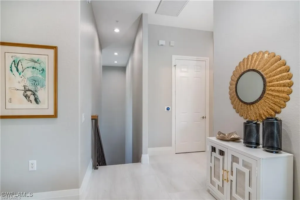 3123 Aviamar Circle Naples FL 34114