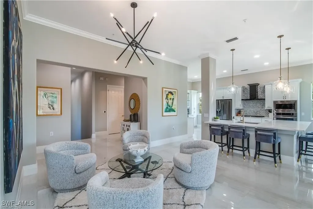 3123 Aviamar Circle Naples FL 34114