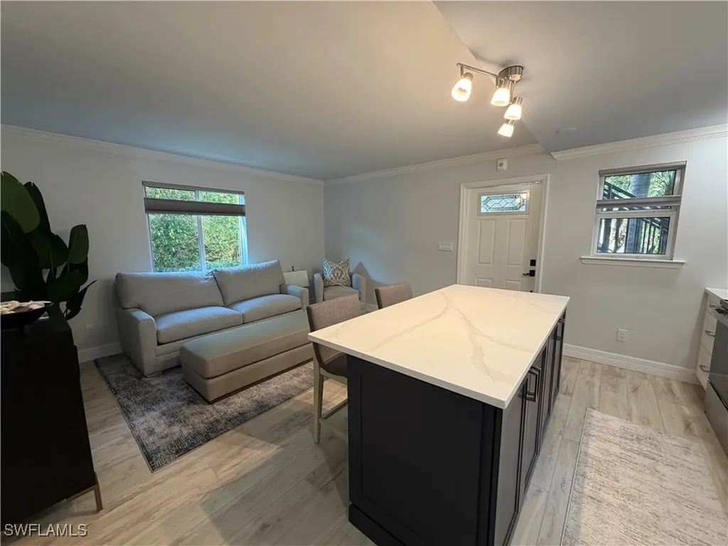 960 7th Street S Naples FL 34102