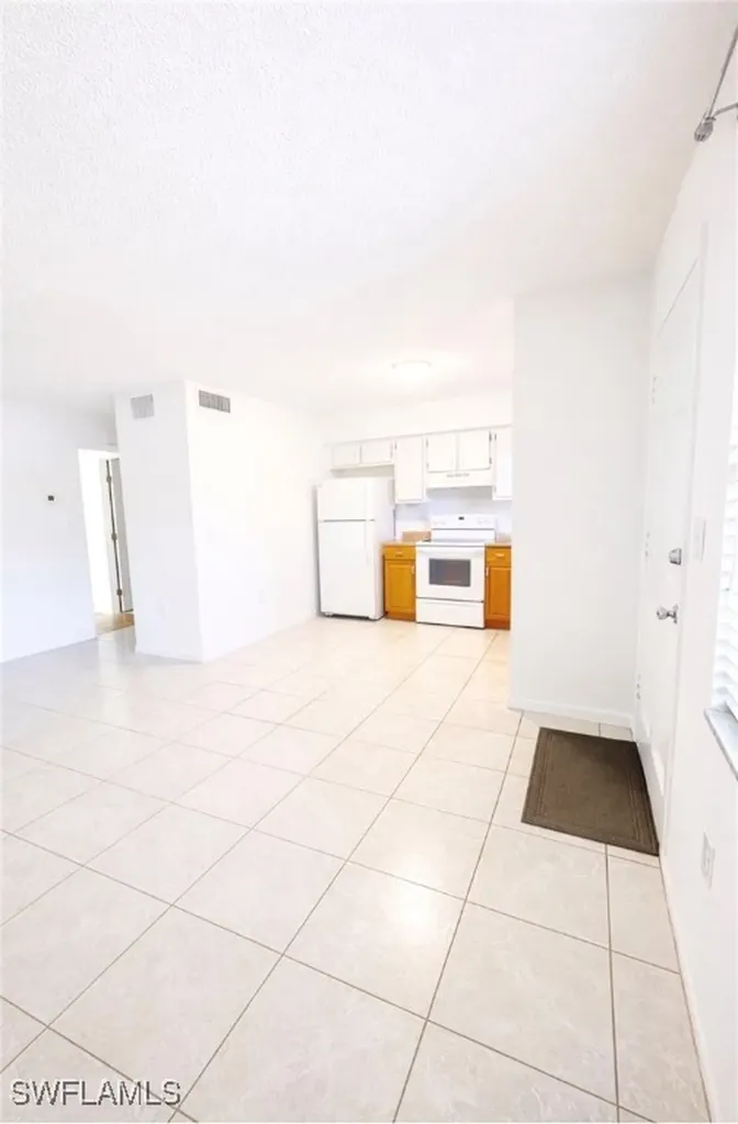 3325 Airport Road N Naples FL 34105