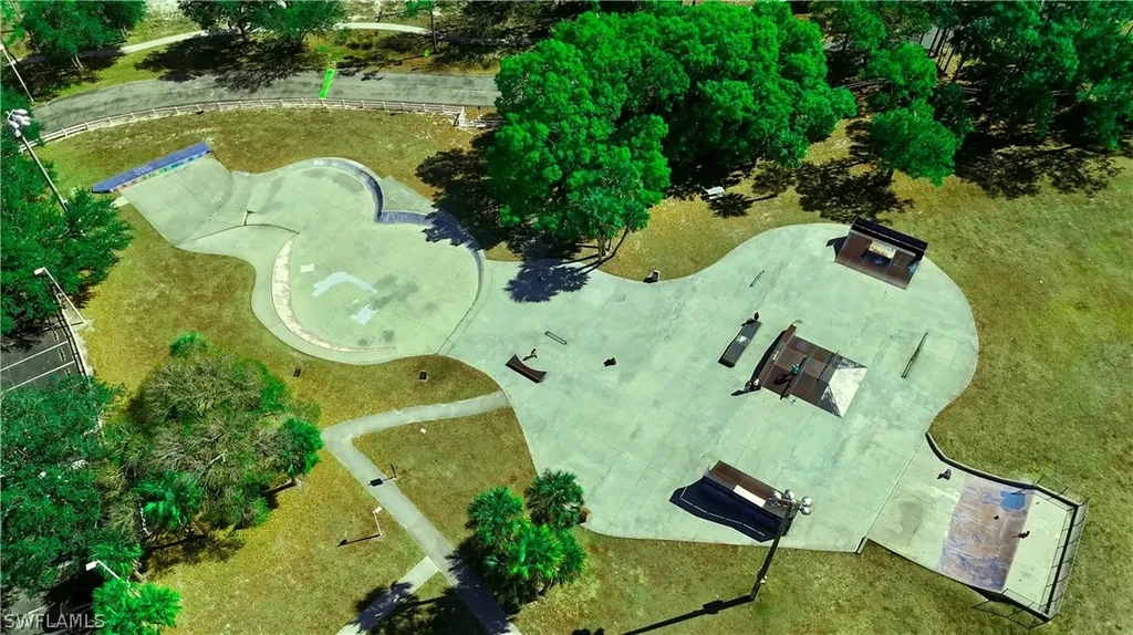 21 Maryland Road Lehigh Acres FL 33936
