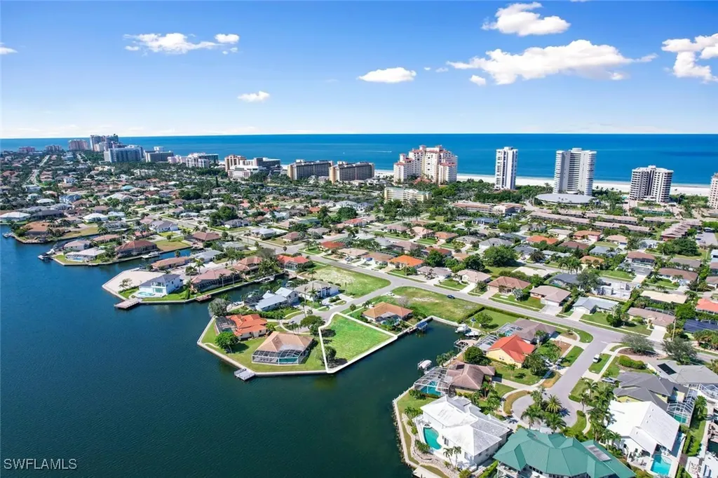 950 Plum Court Marco Island FL 34145