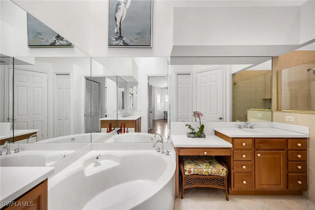 6446 Legacy Circle Naples FL 34113