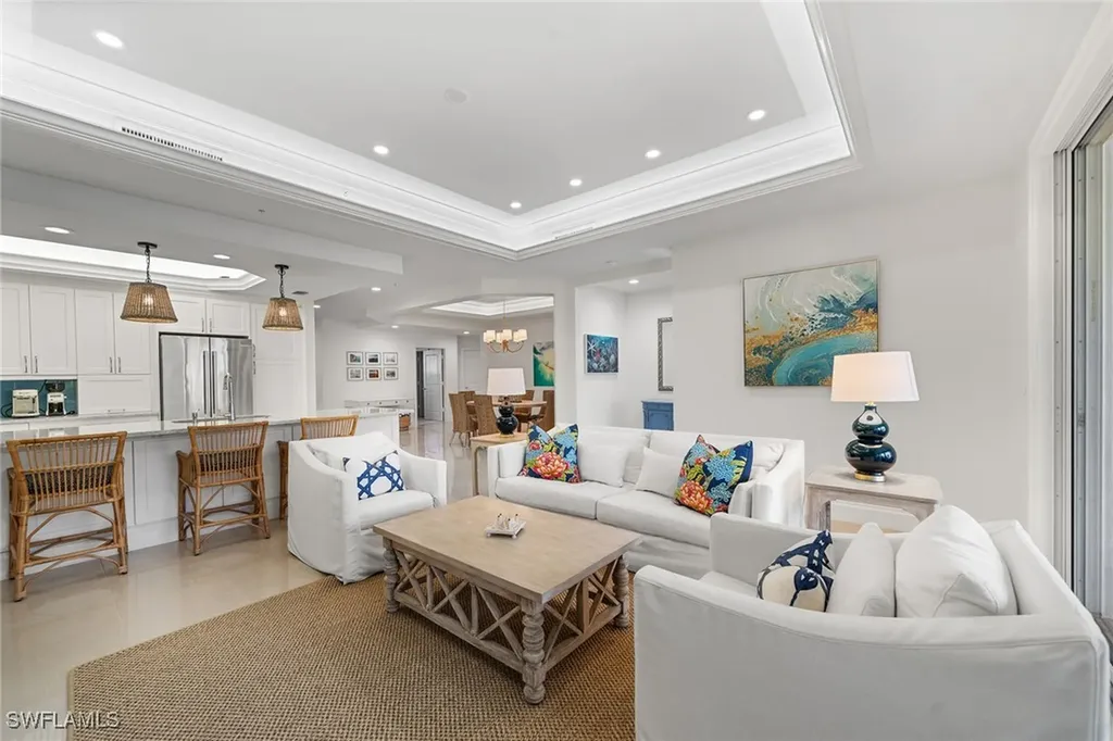 411 6th Street S Naples FL 34102