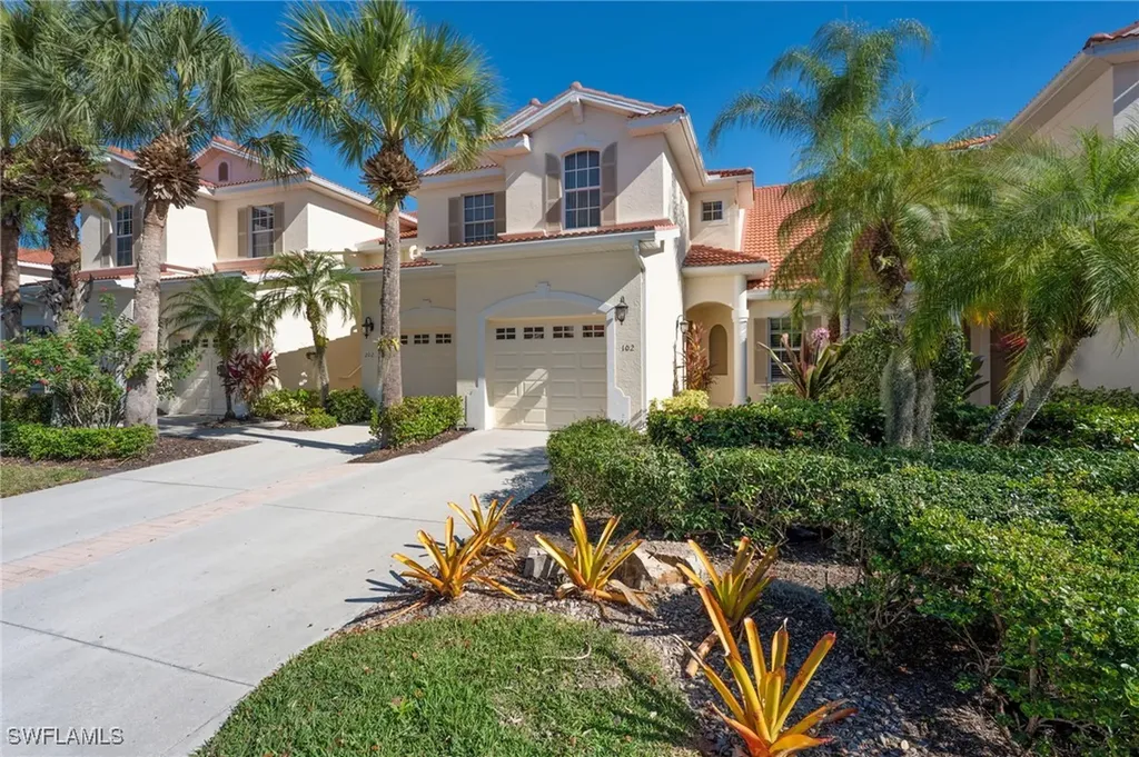 4690 Winged Foot Court Naples FL 34112