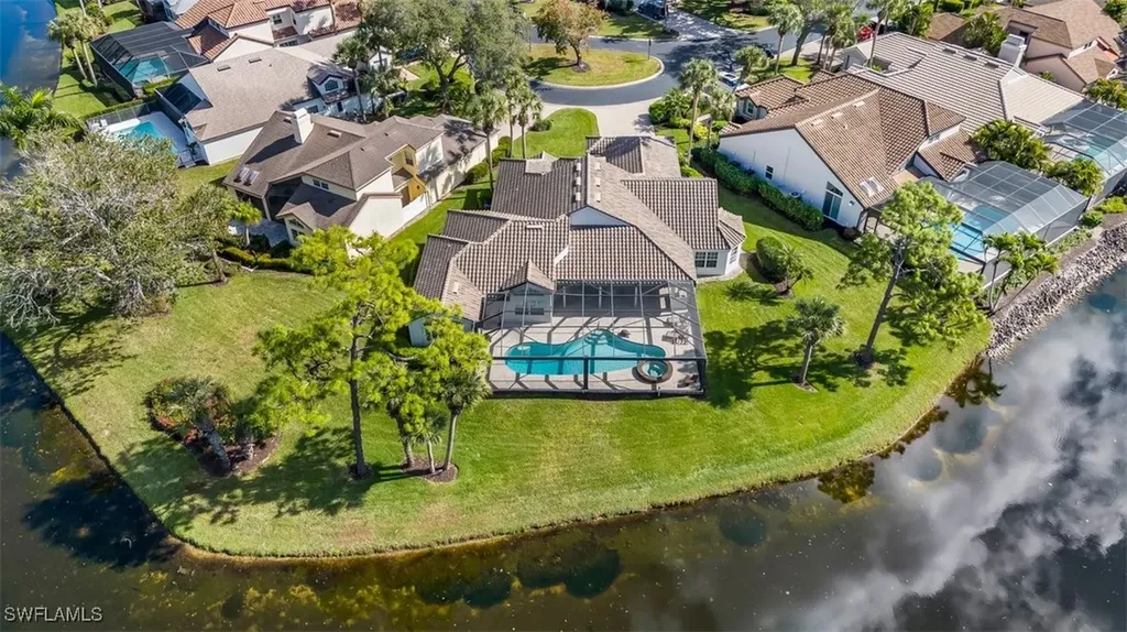 Naples FL, 25 Grey Wing Point