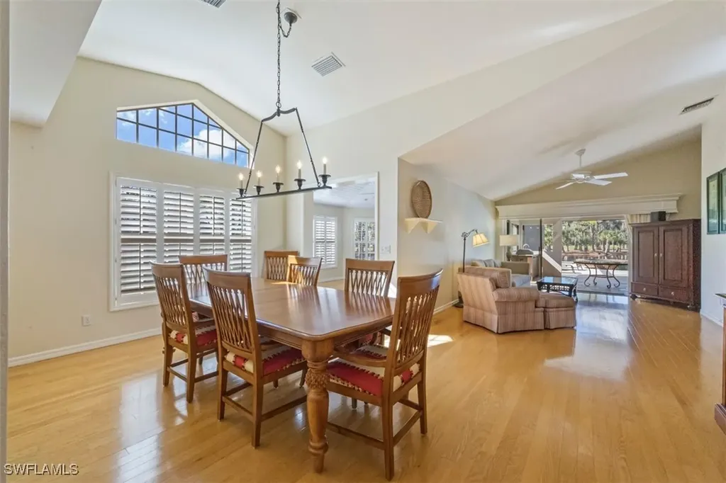 25 Grey Wing Point Naples FL 34113
