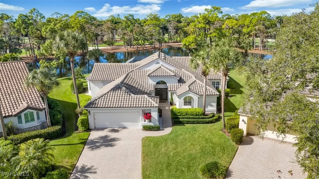 25 Grey Wing Point Naples FL 34113