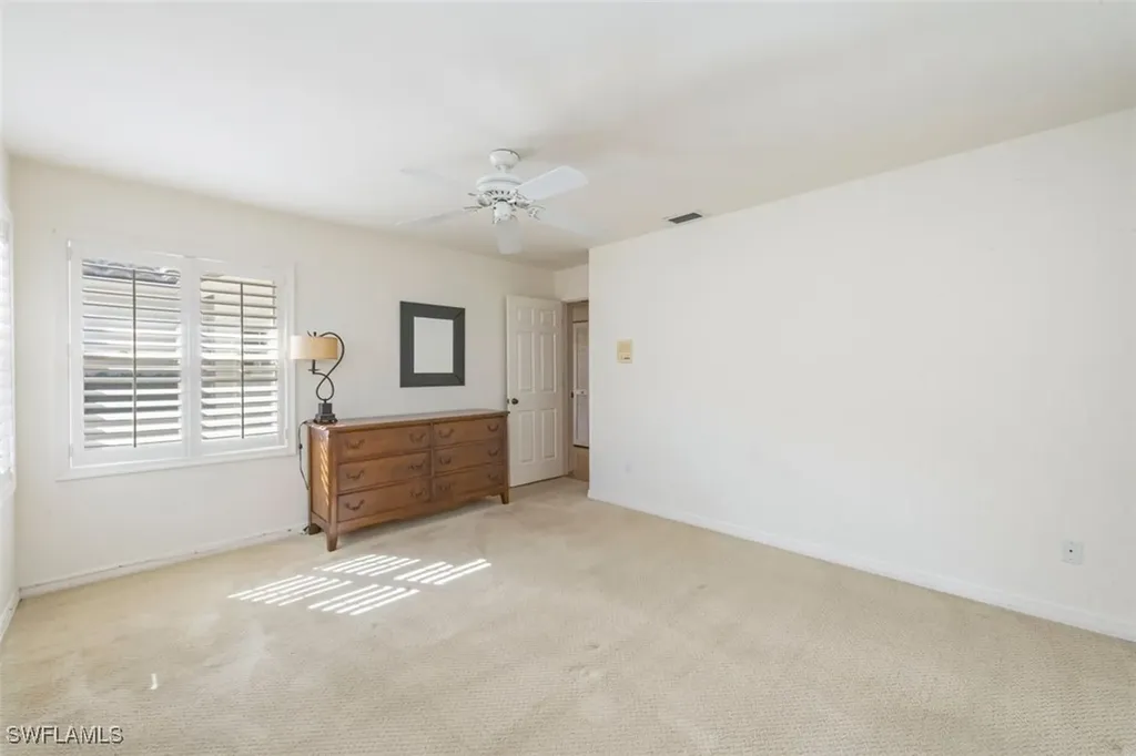 25 Grey Wing Point Naples FL 34113