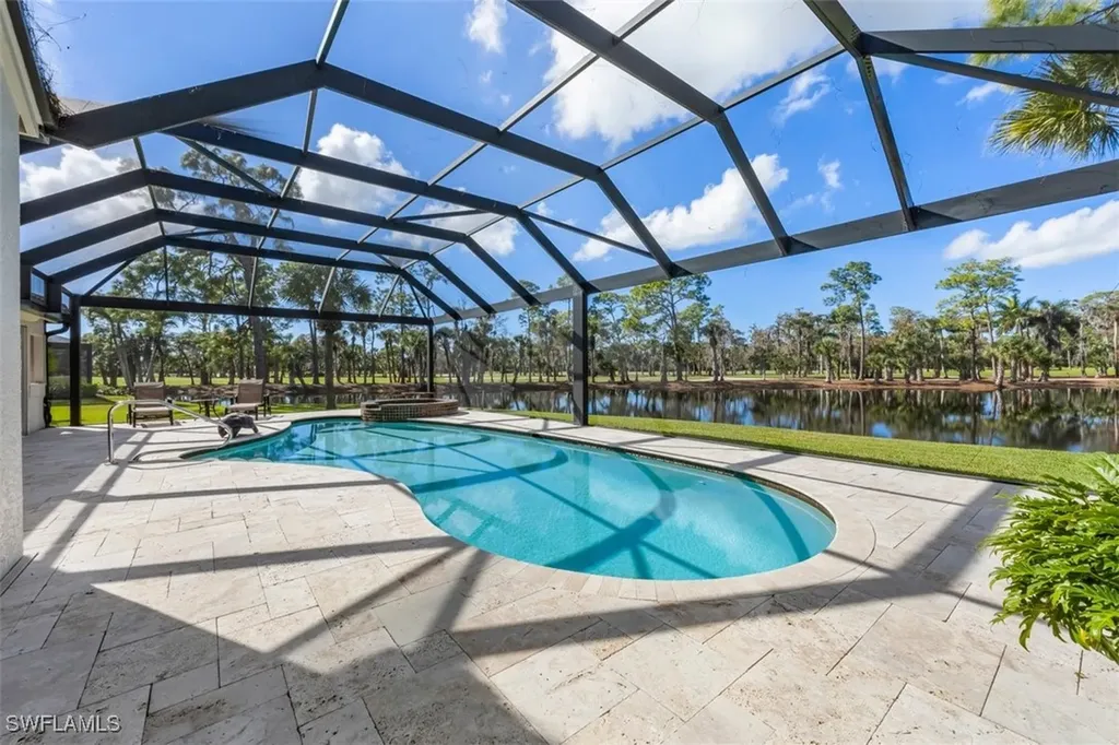 25 Grey Wing Point Naples FL 34113