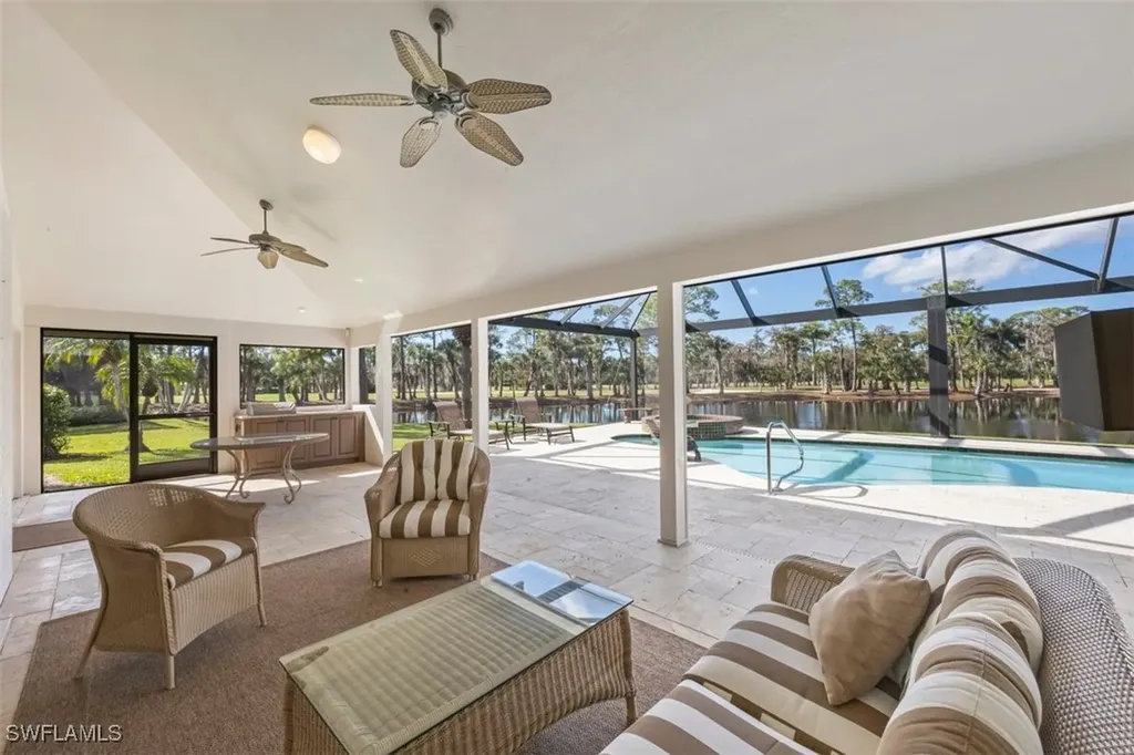 25 Grey Wing Point Naples FL 34113