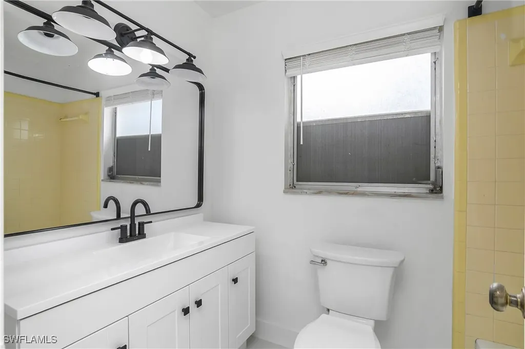 48 Republic Drive Naples FL 34112