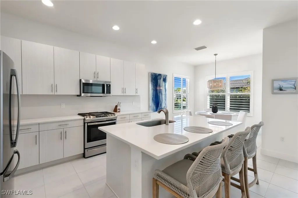 12372 Dahlia Court Naples FL 34120
