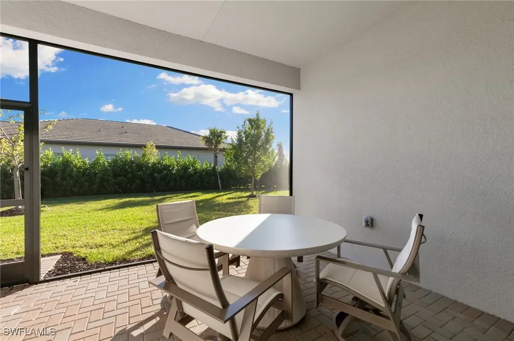 12372 Dahlia Court Naples FL 34120
