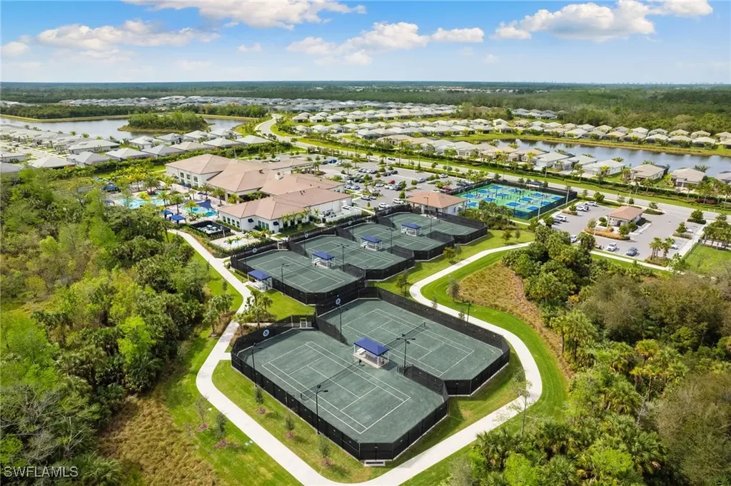 12372 Dahlia Court Naples FL 34120