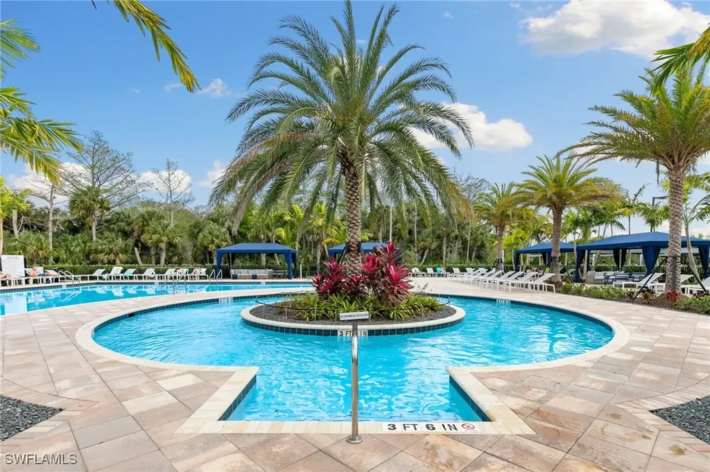 12372 Dahlia Court Naples FL 34120