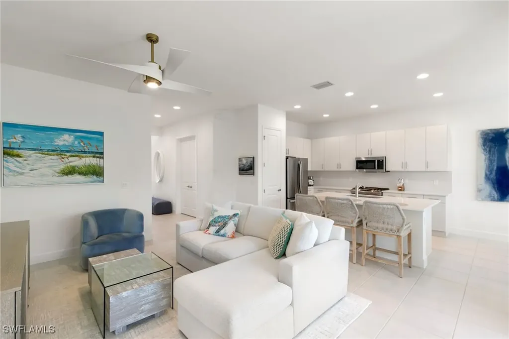 12372 Dahlia Court Naples FL 34120