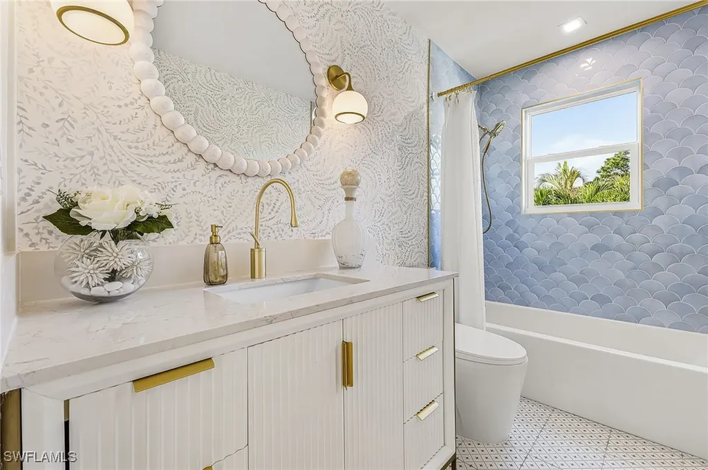 6155 Standing Oaks Lane Naples FL 34119