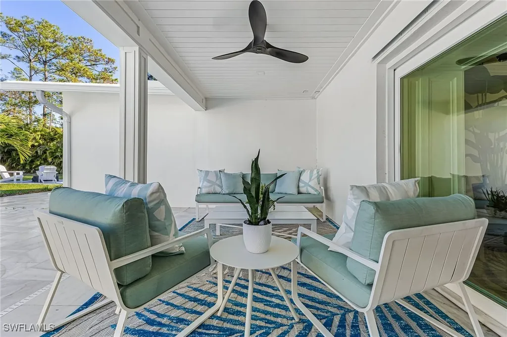6155 Standing Oaks Lane Naples FL 34119