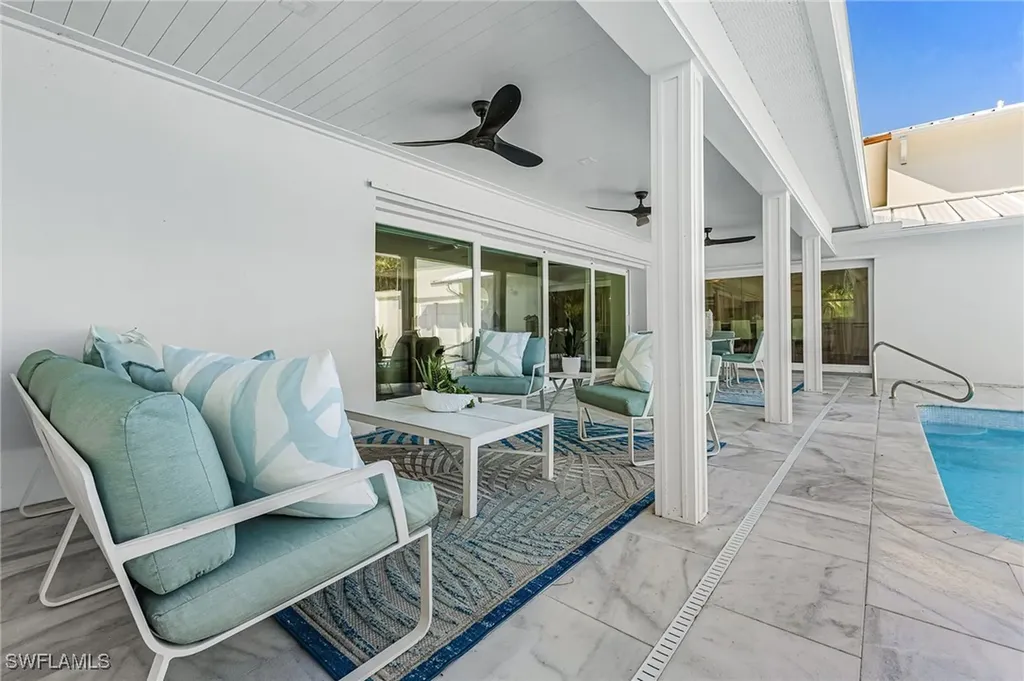 6155 Standing Oaks Lane Naples FL 34119