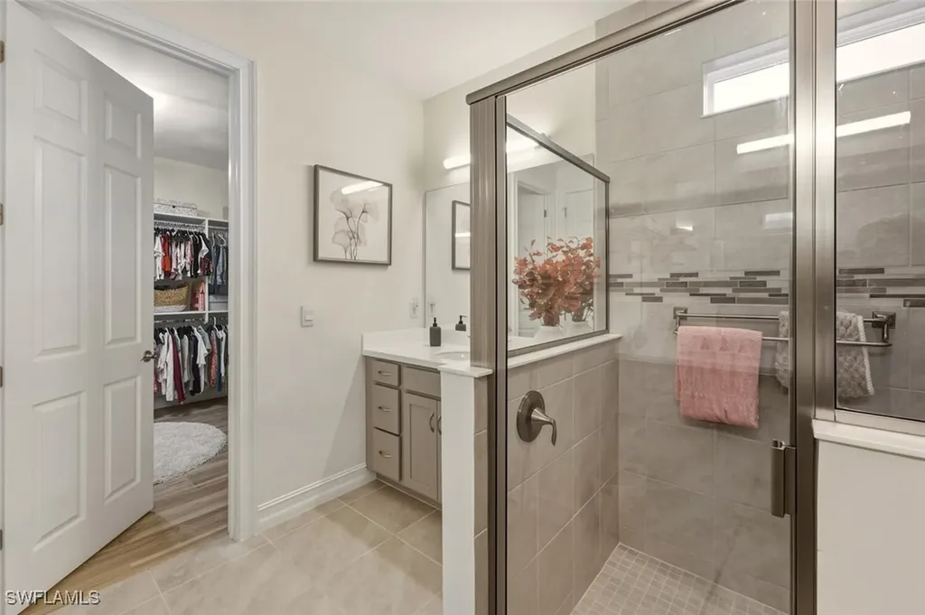 28052 Seasons Tide Avenue Bonita Springs FL 34135