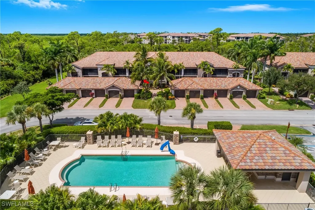 9832 Venezia Circle Naples FL 34113