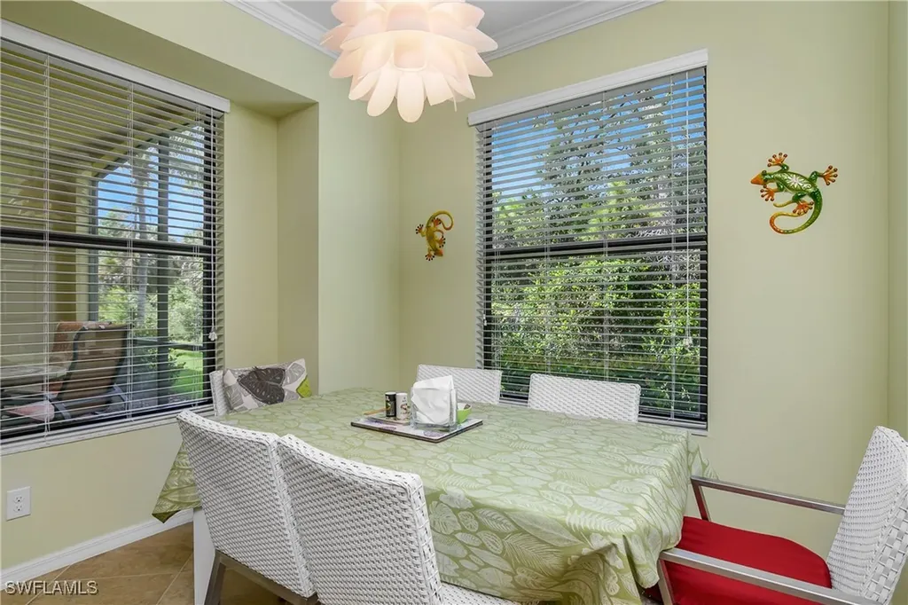 9832 Venezia Circle Naples FL 34113