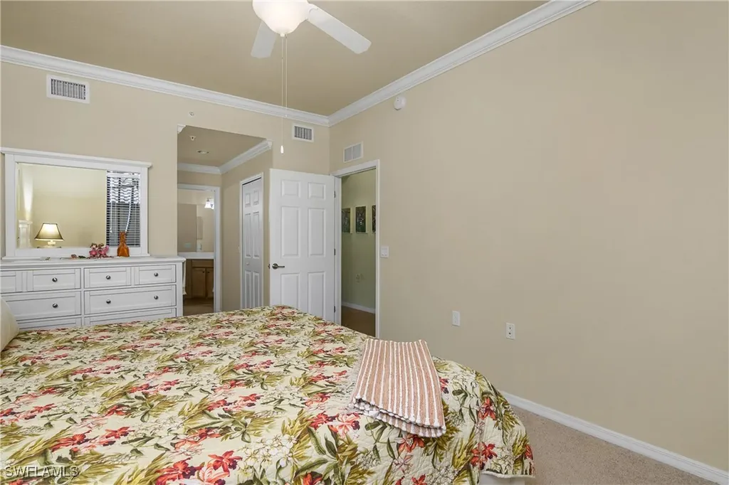 9832 Venezia Circle Naples FL 34113