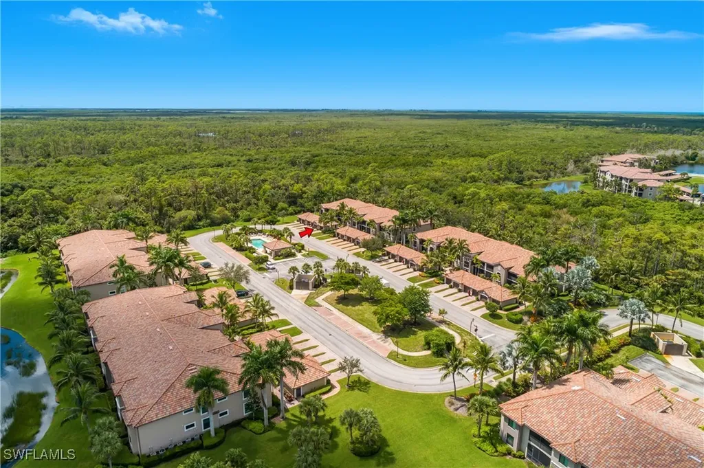 9832 Venezia Circle Naples FL 34113