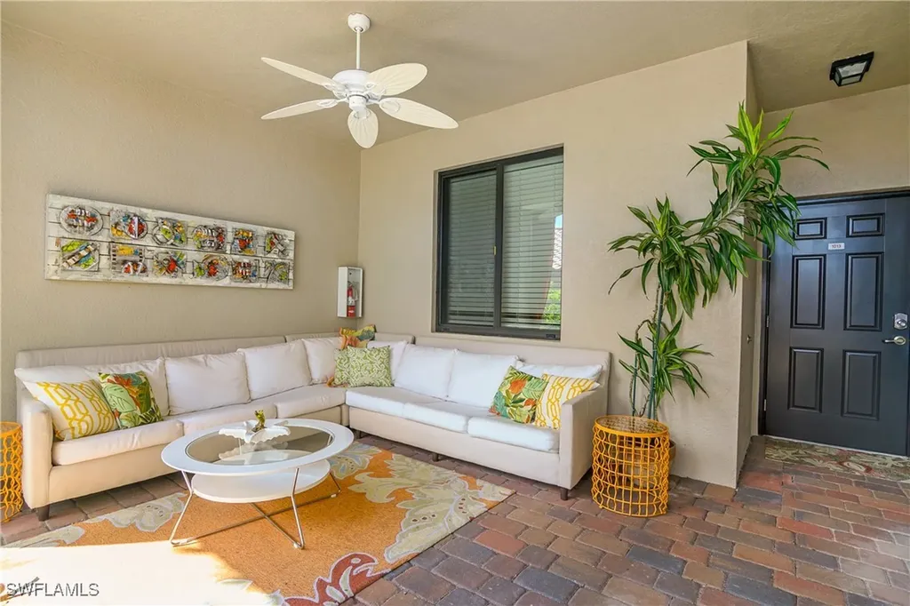 9832 Venezia Circle Naples FL 34113