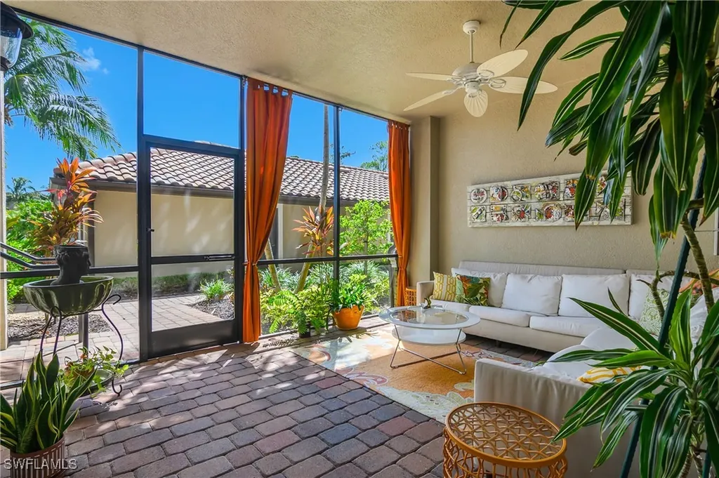 9832 Venezia Circle Naples FL 34113