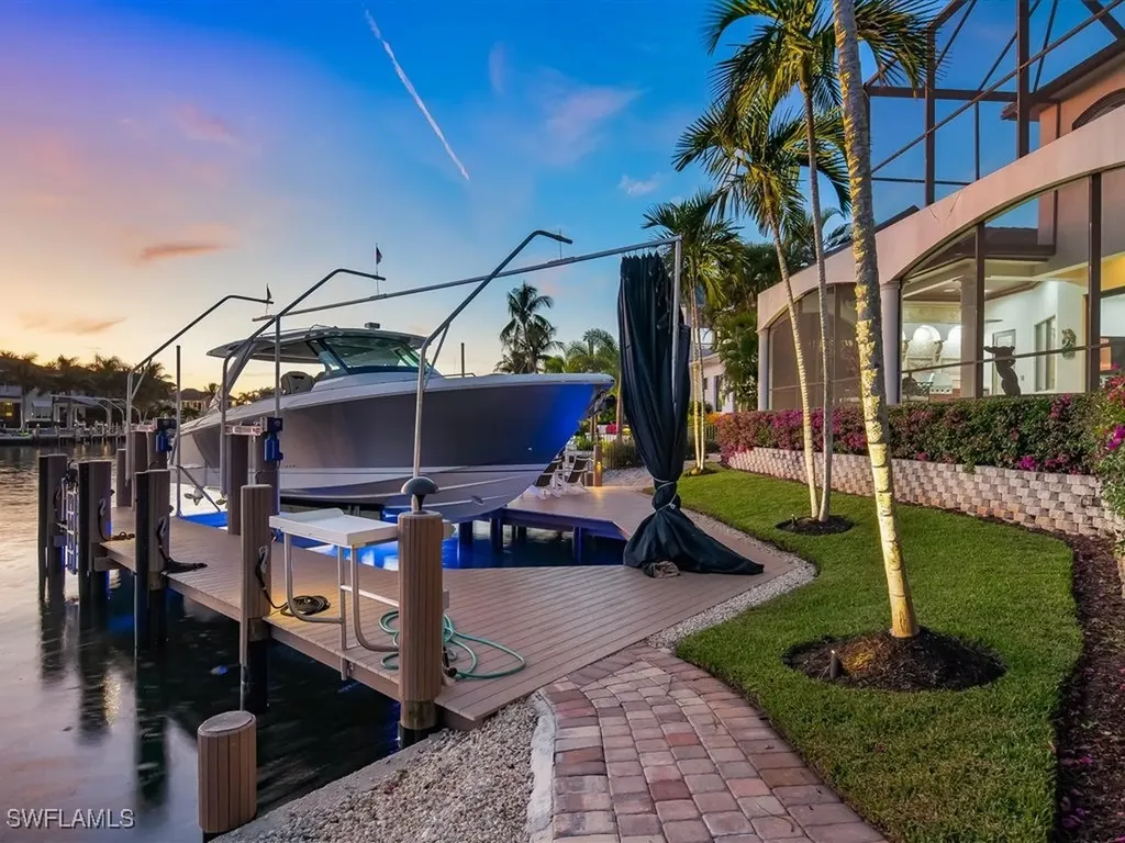 689 Rockport Court Marco Island FL 34145