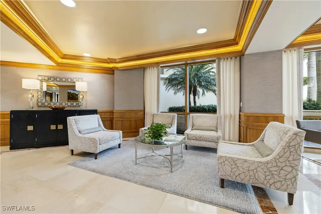 4021 Gulf Shore Boulevard N Naples FL 34103