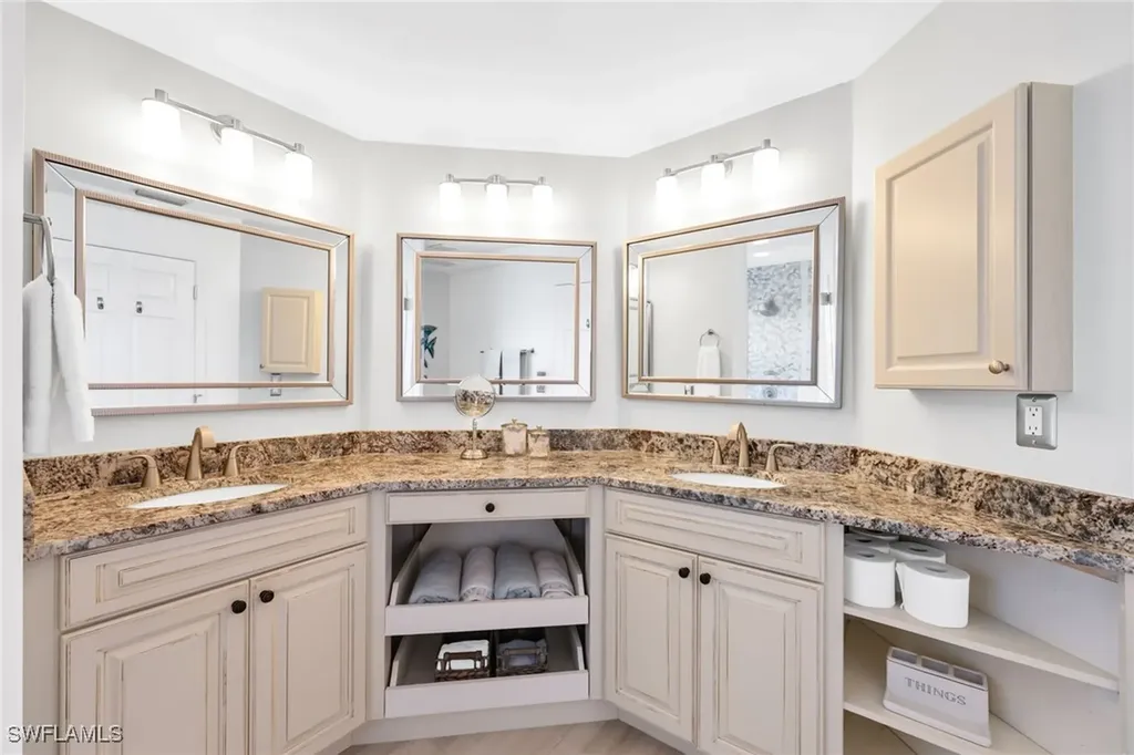 2611 Citrus Lake Drive Naples FL 34109