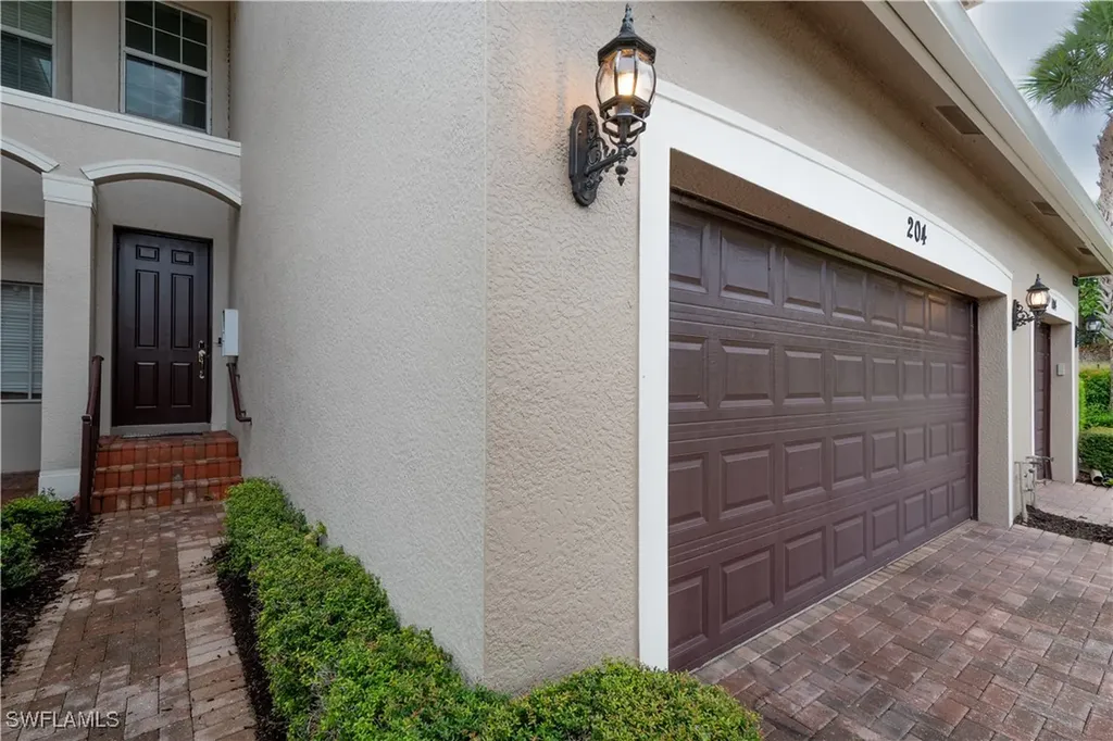 6533 Monterey Point Naples FL 34105
