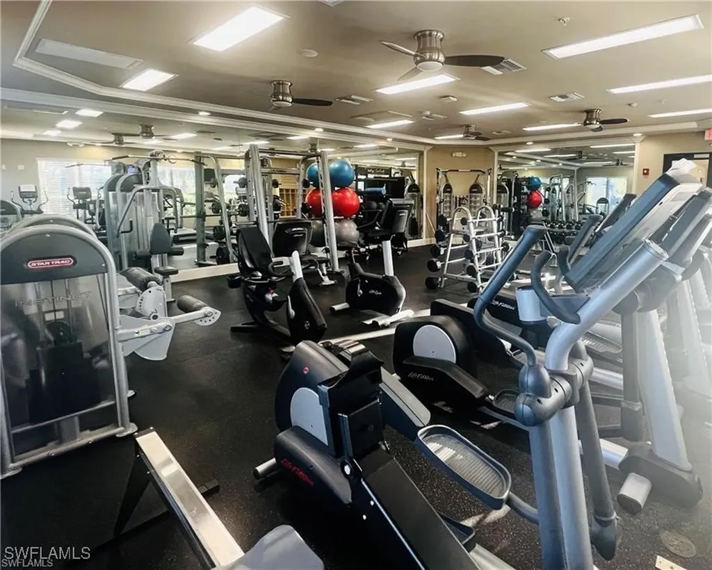 6533 Monterey Point Naples FL 34105