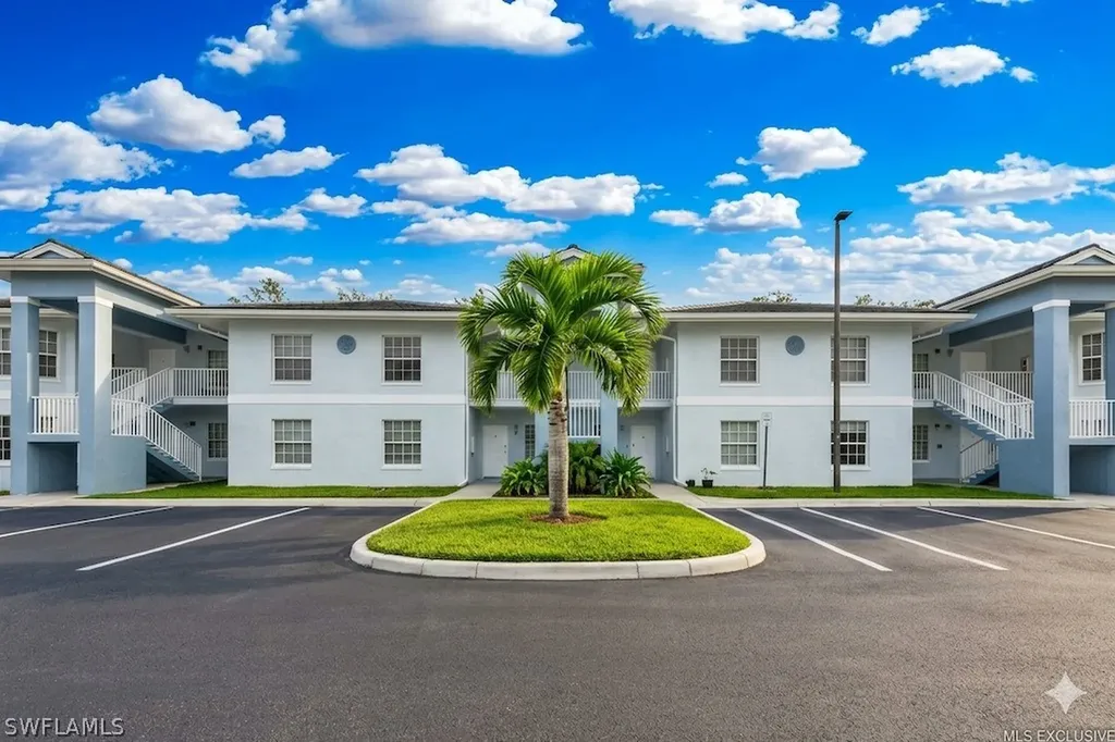 8423 Bernwood Cove Loop Fort Myers FL 33966