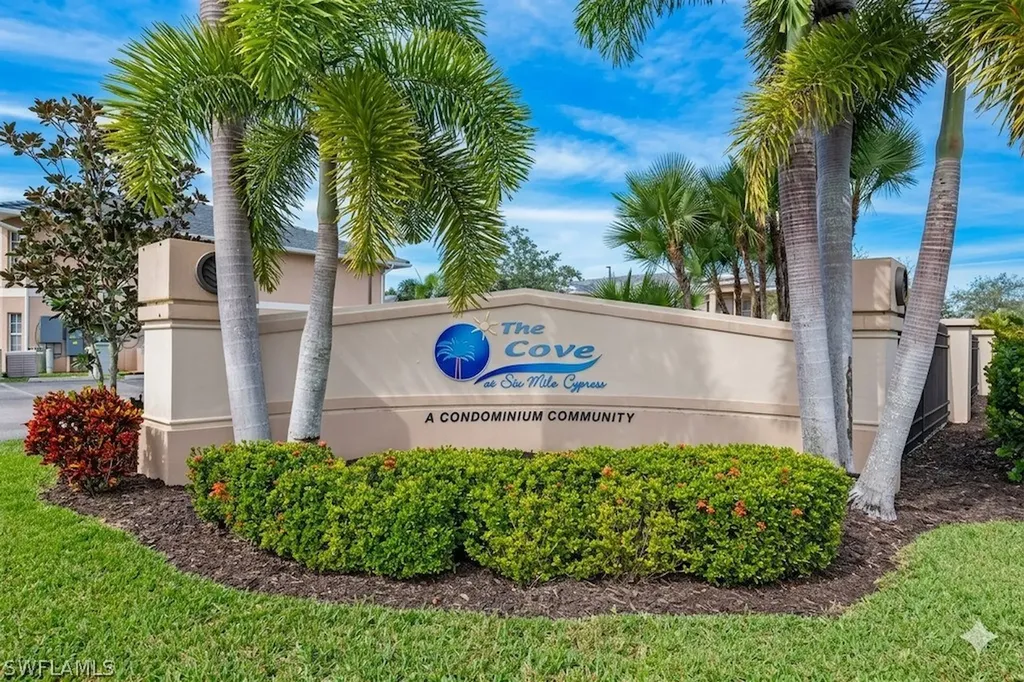8423 Bernwood Cove Loop Fort Myers FL 33966