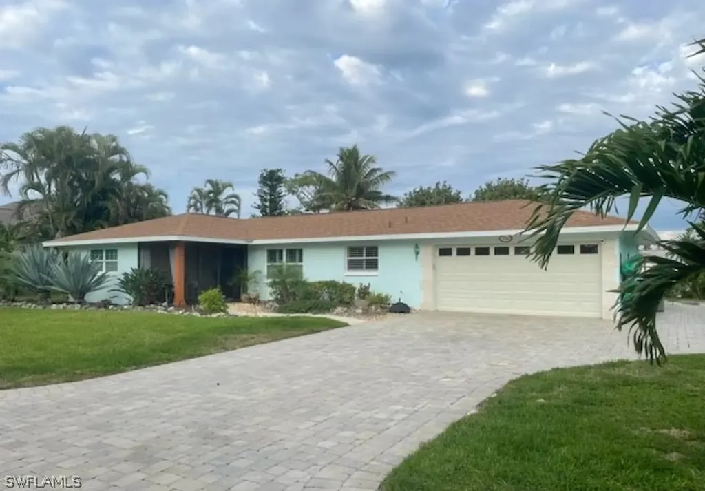 27061 Homewood Drive Bonita Springs FL 34135