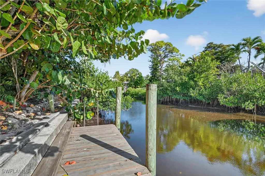 27061 Homewood Drive Bonita Springs FL 34135