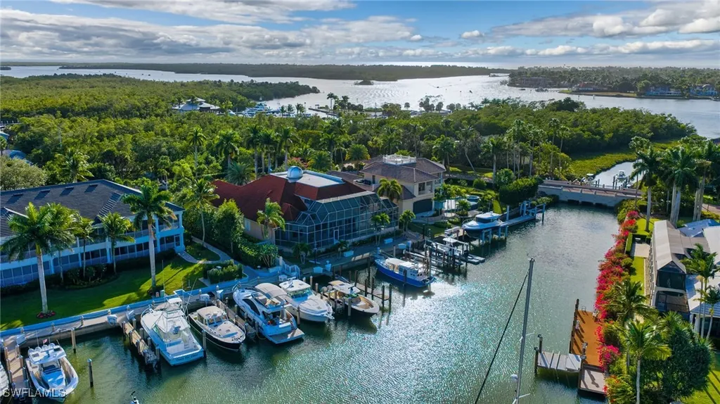 1701 Gulfstar Drive S Naples FL 34112