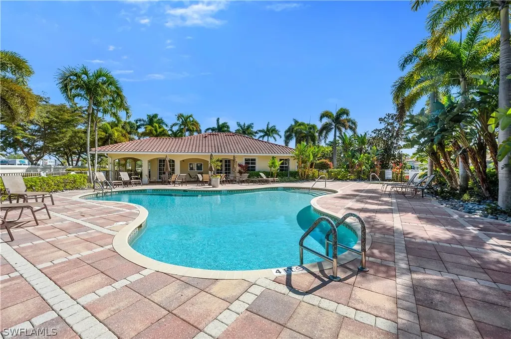 7810 Martino Circle Naples FL 34112